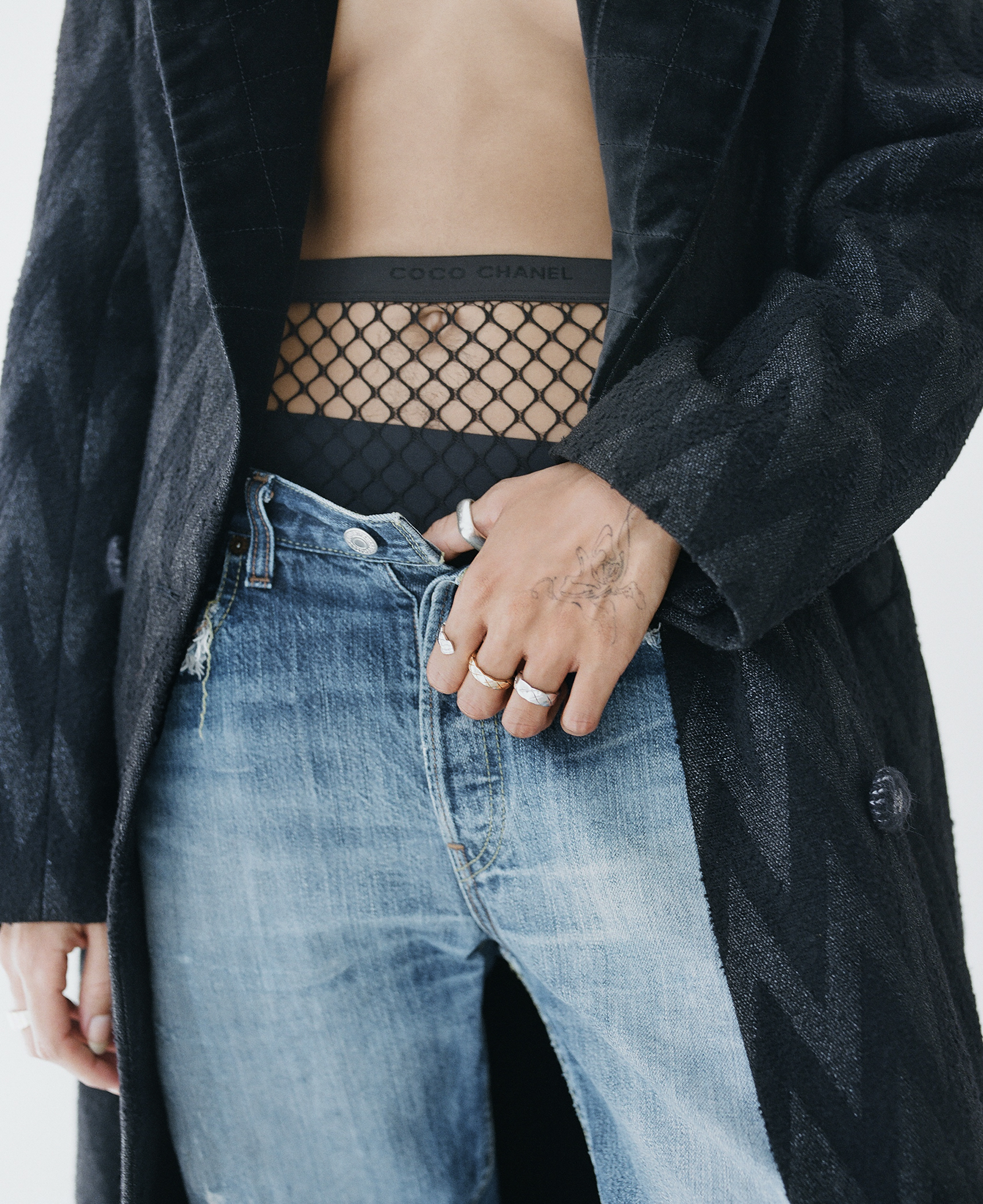 HommeGirls x Chanel - Emily Rosser LA Portfolio, Raine Trainor, Art Direction